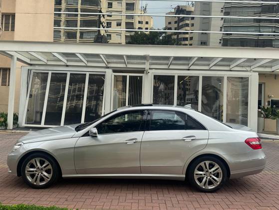 MERCEDES-BENZ E 350 3.5 AVANTGARDE EXECUTIVE V6 GASOLINA 4P AUTOMÁTICO
